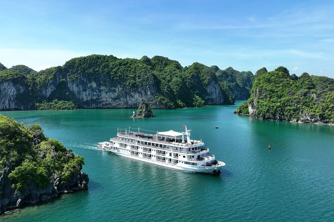 2-Day on 5-star Cruise, Lan Ha Bay | Kayak, Cycling, Live Music - Getting Your Bearings, Then Enjoying the Ride