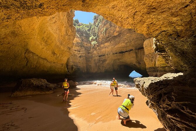 2-Hour Kayak through the Sea Caves of Benagil - The route in plain language: from briefing to the Algar de Benagil