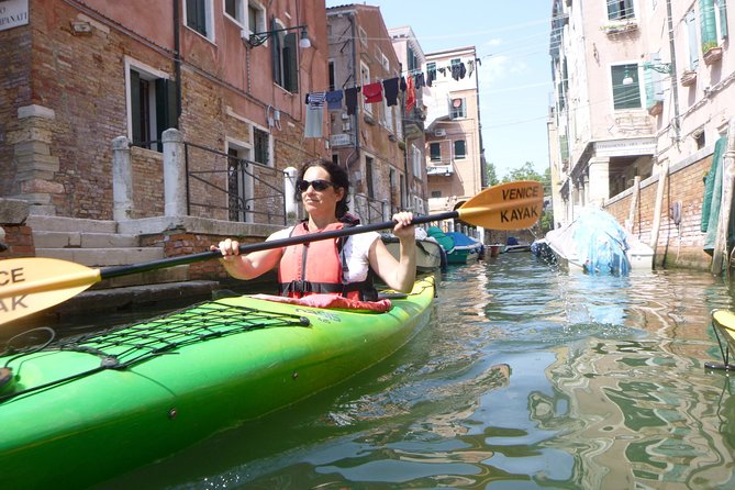2 Hour Venice Canal Kayak Tour - Premium experience by day - Best Timing and the Weather Reality in Venice