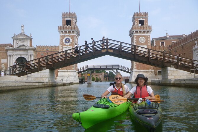2 Hour Venice Canal Kayak Tour - Premium experience by day - Getting Set Up: Calle Tornielli and Your Gear