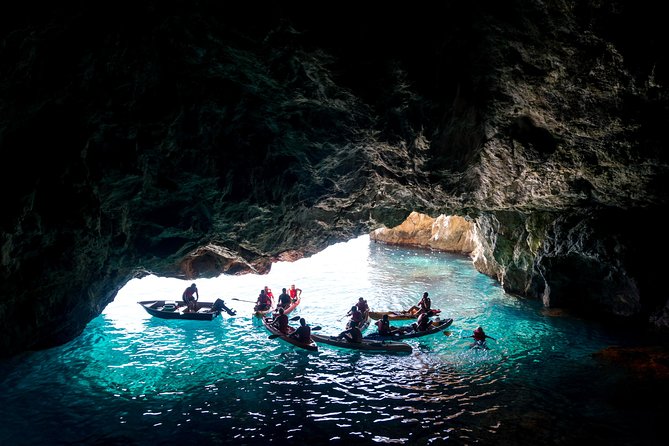 2 Hours Kayak Tour in Cerro Gordo Natural Park, La Herradura - Neoprene wetsuit option: when it’s worth paying extra
