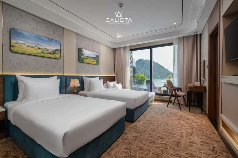 2D1N Halong Bay 6-Star Cruise: Fine Dining, Cave & Kayaking - Cabins and Comfort: Premier/Royal Suites with Balcony + Bathtub