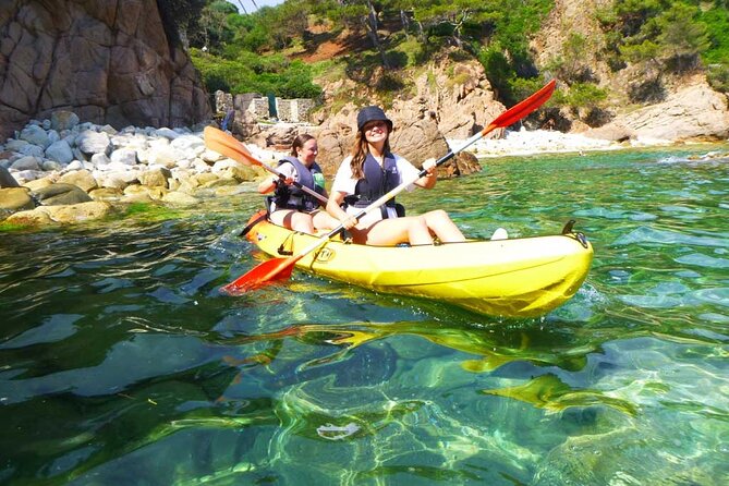 2h Guided Kayak Tour on the Costa Brava - Getting from Lloret de Mar to the coves: Fenals and Cala Sa Boadella