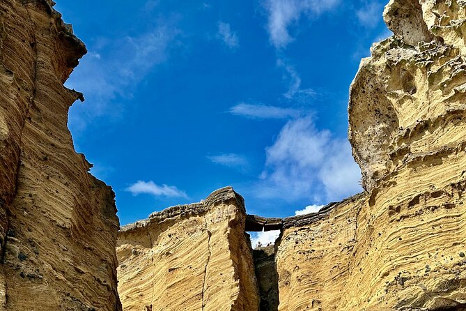 2h Guided Kayak Vila Franca do Campo Coastal and Islet Caves - What the 2-hour rhythm feels like: warm-up, caves, debrief, photos