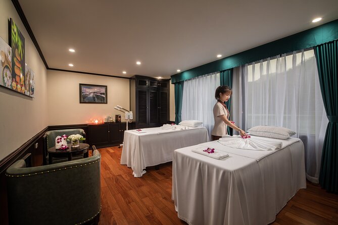 3D2N Luxury HaLong Bay with Aspira Cruise: kayak, Cat Ba island - Day 2 in Lan Ha Bay and Viet Hai: Kayak, Cycling, and Light and Dark Cave