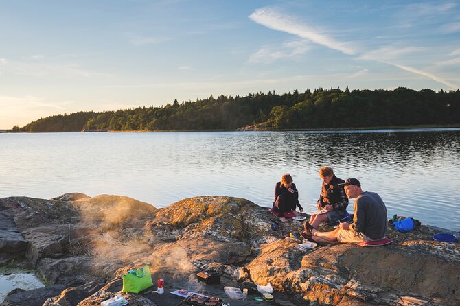 4-Day Stockholm Archipelago Self-Guided Kayak and Wild Camp - Day 1: pushing out past the mainland and choosing your first campsite