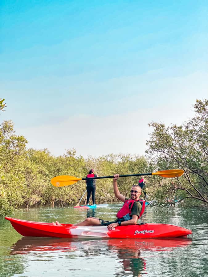 Abu Dhabi: Reem Central Park 2-hour Guided Kayak Tour - Wildlife, Birds, and the Fun of Noticing Small Stuff