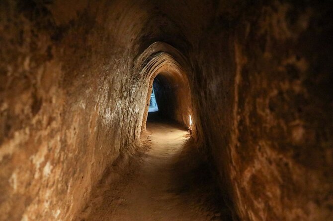 Adventure Cycling & Kayak Mekong-CuChi Tunnels Private Day Tour - Getting started: hotel pickup and the early push to Long An Province