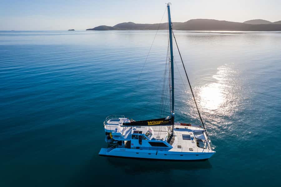 Airlie Beach: Whitsunday Islands Sailing, SUP & Snorkel Tour - Luxury 60ft Catamaran Comfort on the Wings III