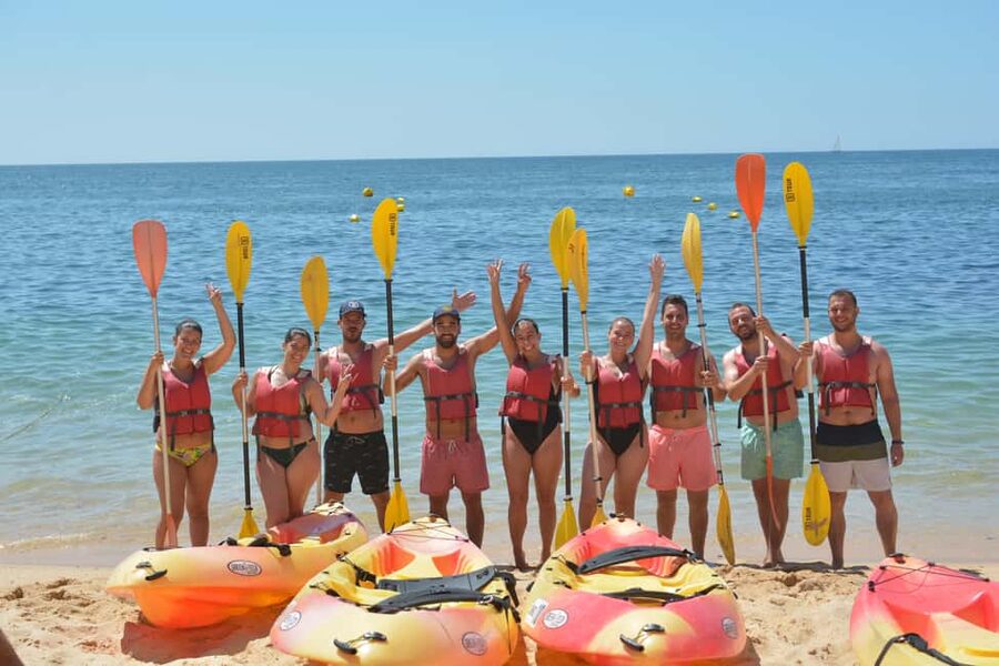 Albufeira: Secret Caves & Beaches Kayak Tour with Swim Stop - Praia do Ninho das Andorinhas: The Secret Beach Moment