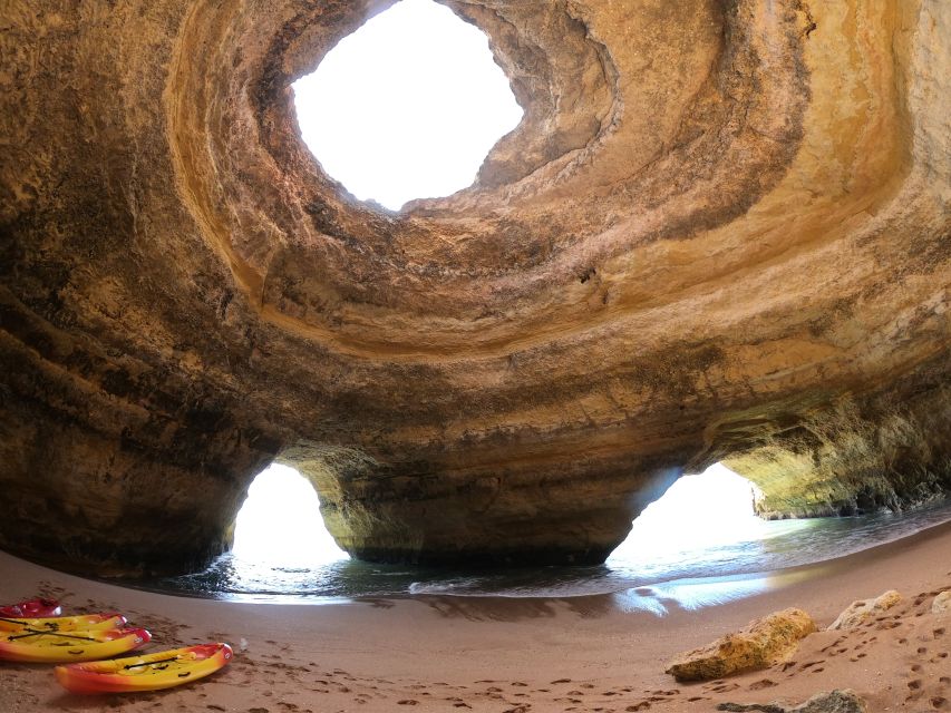 Algarve: Benagil Cave Sunrise Kayak Tour with Shower Use - Gruta dos Algarinhos: more caves, more variety, less repeat