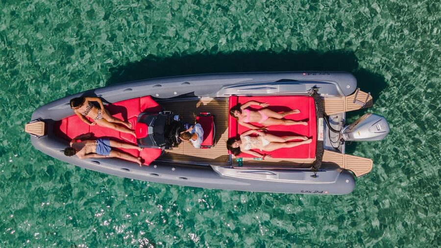 Alghero: boat tour, snorkelling, sup - Cala Dragunara: the longer break with aperitif, beer, and local snacks