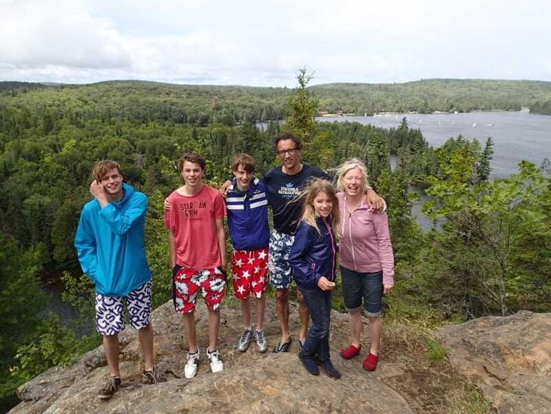 Algonquin Park: Guided Canoe Day Tour - Breakfast-for-lunch on shore: Henrietta’s Pine Bakery sandwiches