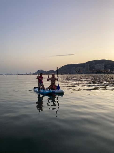 Alicante: Stand-Up Paddleboard Rental - Safety that feels real: life jacket, waterproof bag, and the rope system