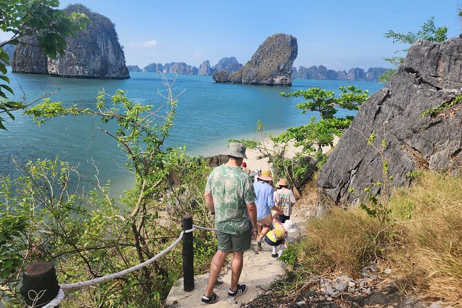 All-Inclusive 3 Day/2 Night Halong Luxury Cruise Meals, Cave, Kayaking, Swimming - Day 1 in Halong Bay: welcome drink, briefing, and your first big cave day