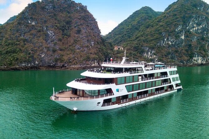 All-Inclusive 3 Day/2 Night Halong Luxury Cruise Meals, Cave, Kayaking, Swimming - The staff and guides: who helps make the trip feel smooth