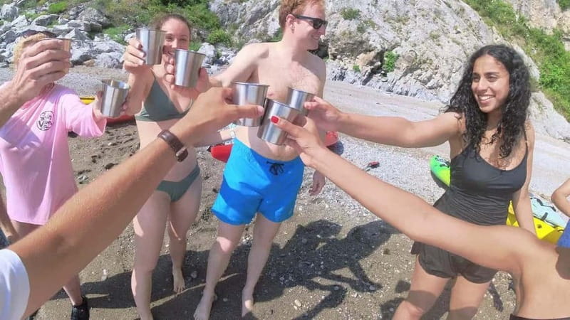Amalfi: Kayak-Snorkel to Pandora Cave, Hidden Beach & Drinks - Should you book the Amalfi kayak tour to Pandora and Dead Horse Beach?