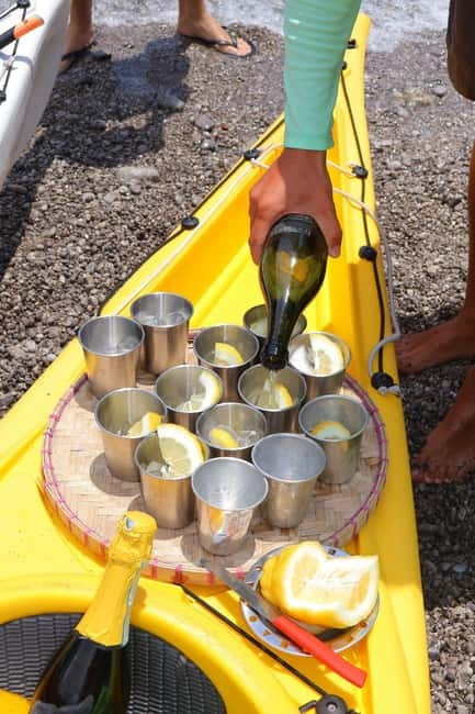 Amalfi: Kayak-Snorkel to Pandora Cave, Hidden Beach & Drinks - Kayaking to Pandora and Dead Horse Beach: the real payoff