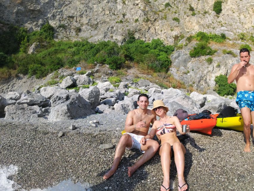 Amalfi: Kayak-Snorkel to Pandora Cave, Hidden Beach & Drinks - How long it takes and how hard the paddling really is