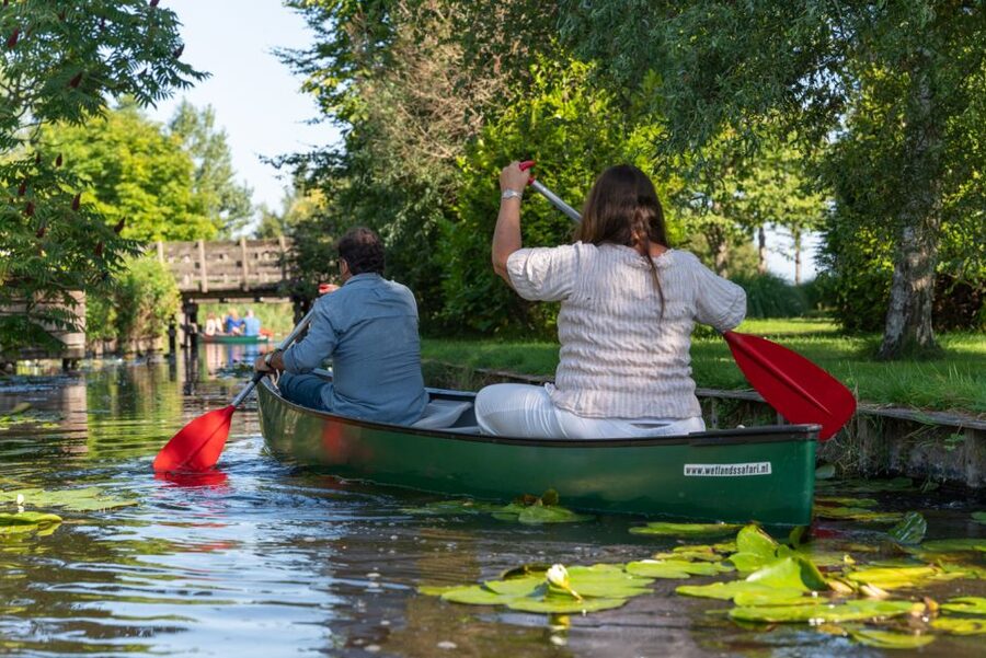 Amsterdam: 2-Hour Guided Canoe Trip - The halfway drink stop: a break that keeps the tour fun
