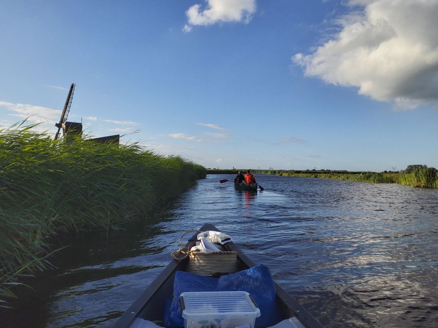 Amsterdam: 2-Hour Guided Canoe Trip - Getting there and meeting the guide at the blue house