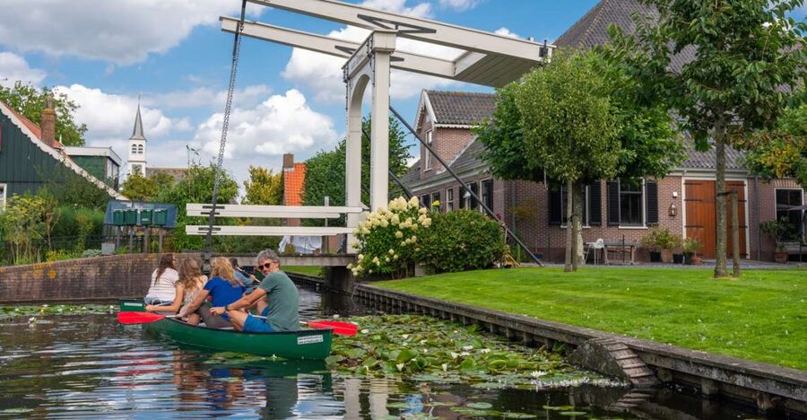 Amsterdam 5-Hour Guided Canoe Trip in the Wetlands - What to Bring (So You Don’t Regret It)