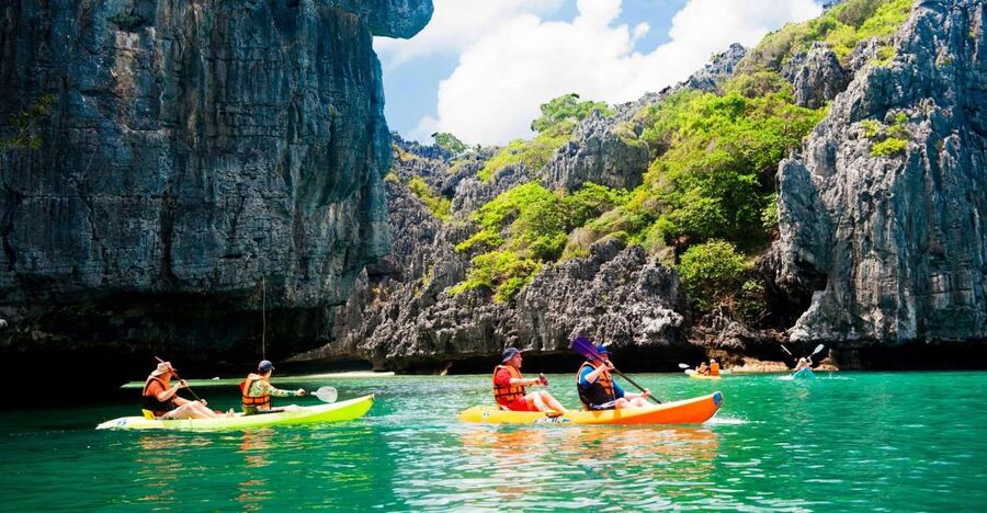 Ang Thong: Marine Park Full-Day Kayaking & Snorkeling Tour - How the Boat Experience Helps (Not Just Transports You)