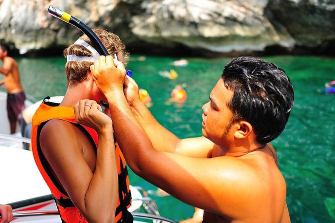 Angthong National Marine Park by Speed Boat with Snorkeling & Kayaking - Koh Mae Koh and the Emerald Green Lagoon Viewpoint Climb