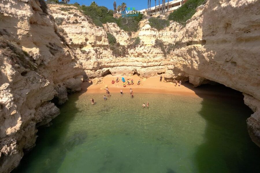Armação de Pêra: 2-Hour Wild Beaches and Caves Kayak Tour - Kayaking from Armação de Pêra Beach: the start that keeps things easy