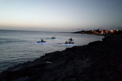 Aruba Night Glass Kayak Tour - The 6:00 pm Sunset Paddle: What You’re Doing While the Sky Changes