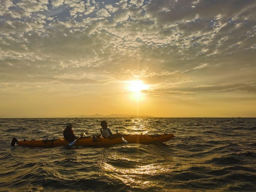 Athens: Sea Kayak Sunset Tour - Sunset Moment: Why Kayaking Beats a Beach Chair