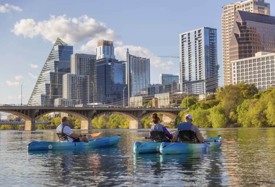 Austin: Downtown Skyline Kayaking Tour - Why paddling the skyline beats sightseeing from land