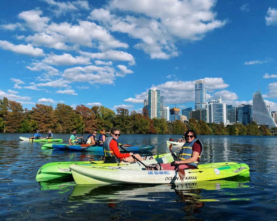 Austin: Downtown Skyline Kayaking Tour - Congress Avenue Bridge: bats as a landmark, not just a fact