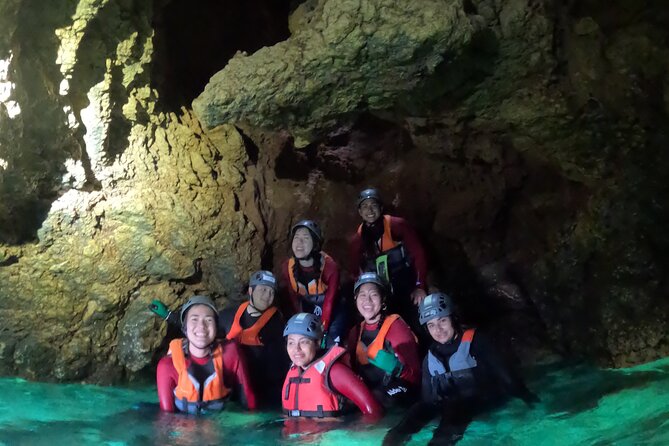 Award Winner Premium Kayak and Coasteering Adventure with Lunch - Lapa de Santa Margarida: fossil sea caverns and careful cave time