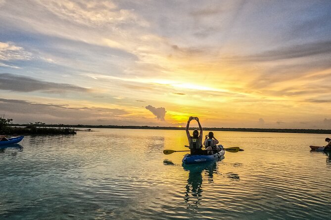 Bacalar Sunrise in Kayak - Kayak Comfort in Wind: Know the Condition Limits
