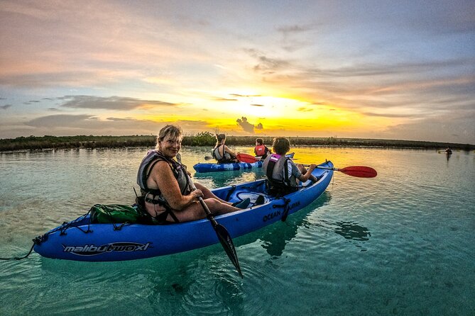 Bacalar Sunrise in Kayak - How the Meeting Point and Morning Flow Work