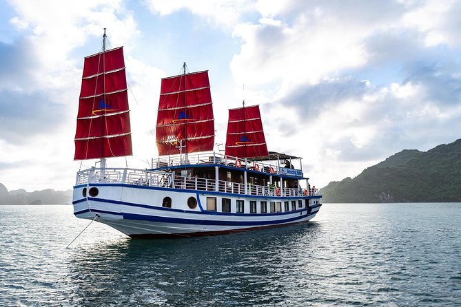 Bai Tu Long Luxury Day Cruise - Fishing Village, Kayak - The Hanoi-to-bay plan: transfer comfort and a built-in buffer