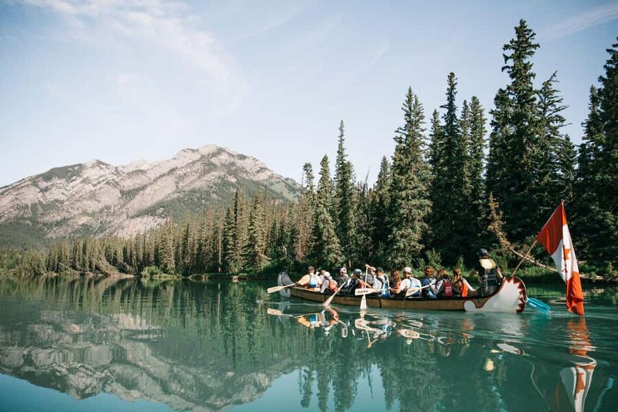 Banff: Wildlife on the Bow River Big Canoe Tour - Family-Friendly Canoeing: Ages, Energy, and What Helps Kids Enjoy It