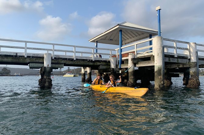 Batemans Bay Sunset Pizza Kayak Tour - Float and Feast - Start At North Batemans Bay: The 6:00 pm Flow and Paddle Setup