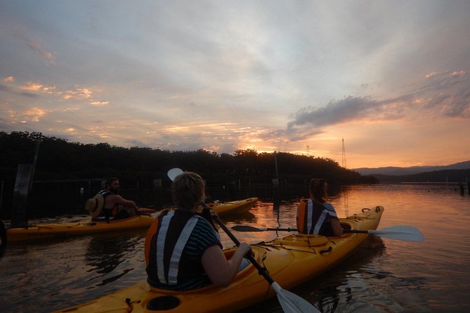 Batemans Bay Sunset Pizza Kayak Tour - Float and Feast - Group Size, Comfort, and Practical Timing for the 2 Hours