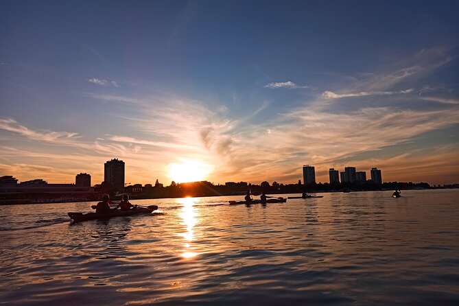 Belgrade: Sunset Kayak Tour - Lido break: a small pause that helps you enjoy the sunset