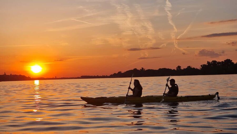 Belgrade: Sunset Kayak Tour - Practical timing tips: avoid the common disappointment