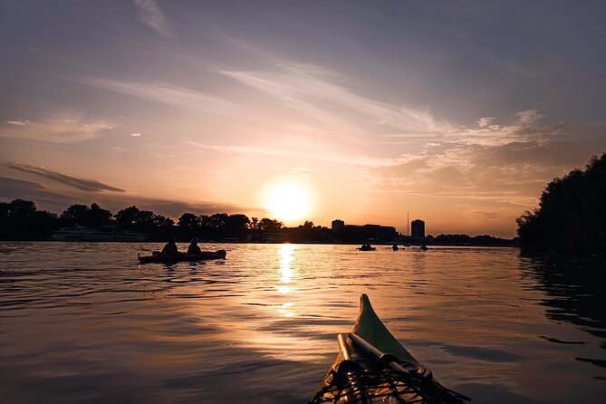 Belgrade: Sunset Kayak Tour - Danube + Sava views: Belgrade’s sights are better at paddle level