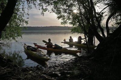 Belgrade War Island Kayak Tour - Meeting at Ušće 7 and getting ready like a pro