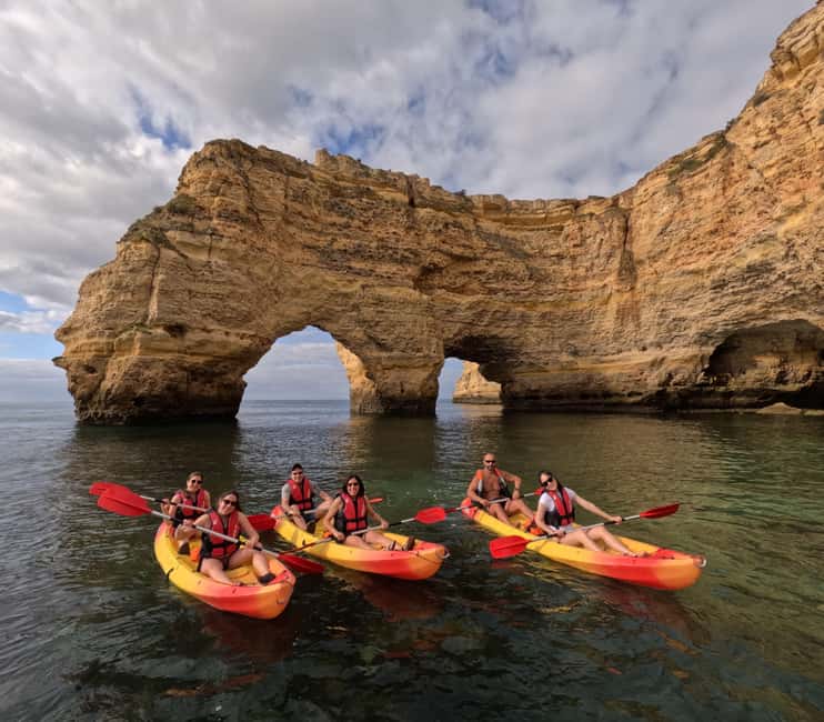Benagil: 1:30Hour Kayak Rental with Private Parking - Paddling at your own pace without losing the route