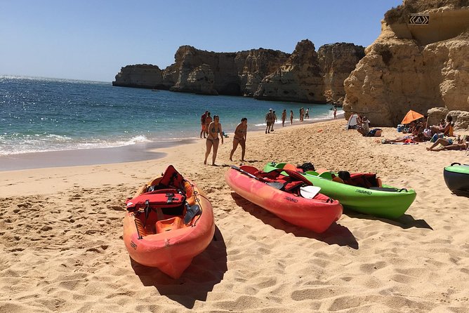 Benagil caves's kayak tour - Guides, English, and how safety really plays out