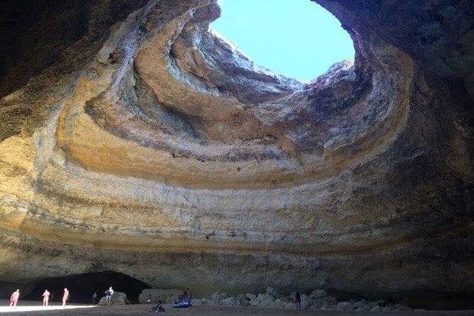 Benagil caves's kayak tour - Group size: Why a few people can make a big difference