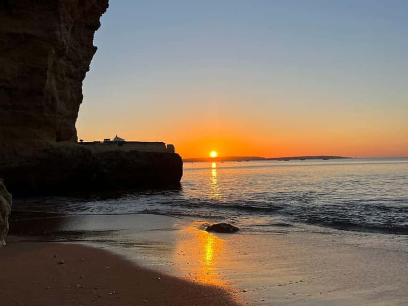 Benagil: Guided Sunrise Kayak Tour with Licensed Guide - Key things that make this sunrise kayak tour special