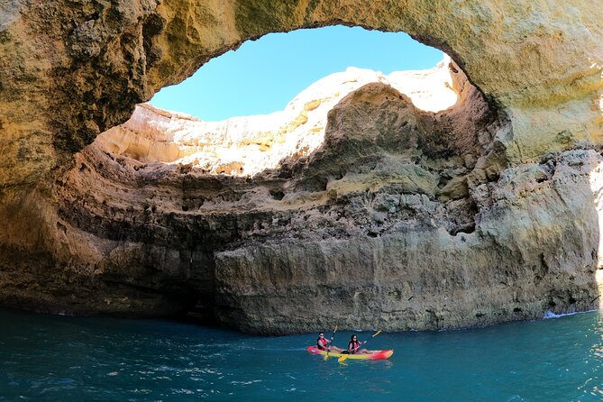 Benagil Kayak - Stop 1: Algar de Benagil, the cave experience with a pause inside
