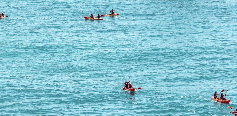 Benagil: Kayak Adventure - The Benagil Sea Cave Tour: 30 Minutes of “How Is This Here?”